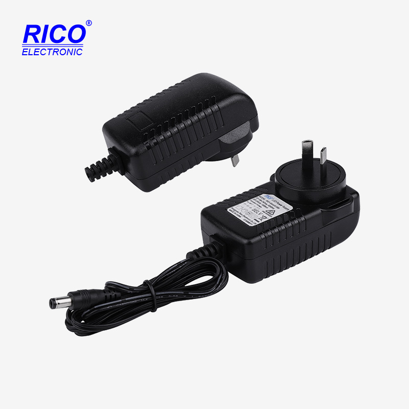 Which power adapter is better？